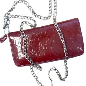 🔥💯AUTHENTIC DIOR LOGO PATENT LEATHER ZIP AROUND WALLET🔥